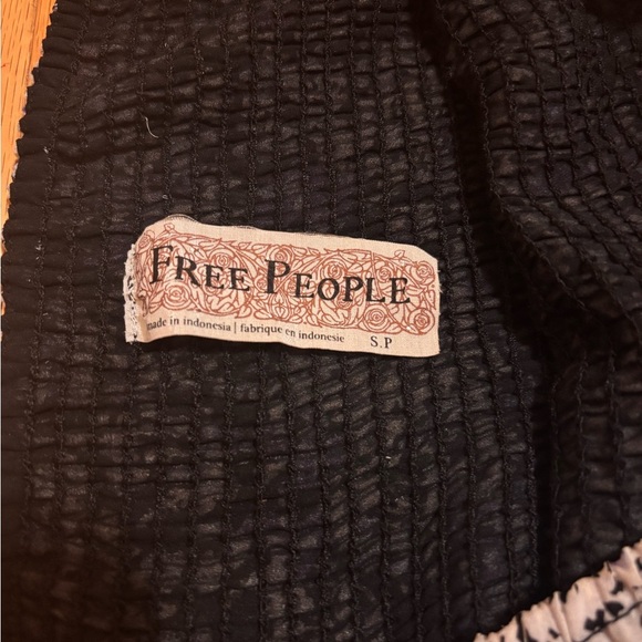 NEW! FREE PEOPLE Crinkle Pleat CONVERTIBLE ASYMETRICAL Smocked TOP SKIRT Size S - Picture 3 of 7